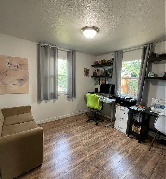 910 Valley View Dr — Photo 12