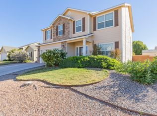 272 Burnage Ln, Alamogordo, NM 88310