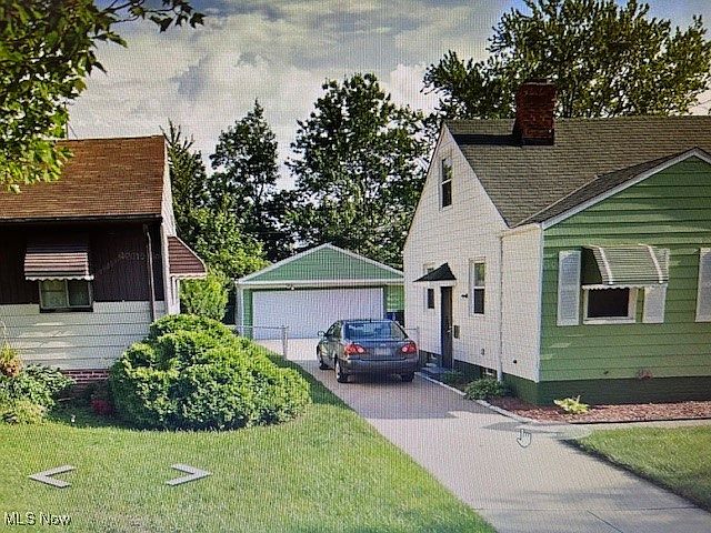 2nd image of 17310 Holly Hill Dr