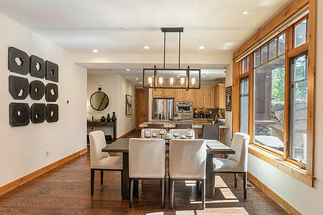 10236 Valmont Trl — Photo 11