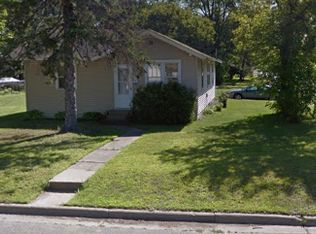 904 9th Ave NE, Brainerd, MN 56401