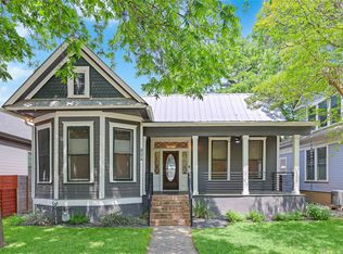 904 Willow St #A, Austin, TX 78702