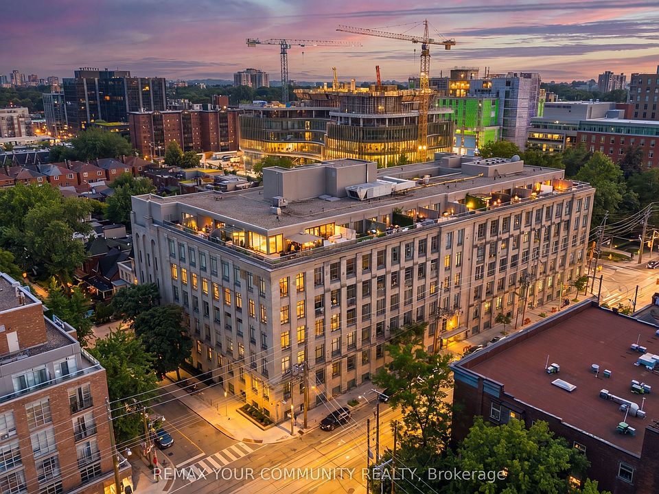 1st image of 993 Queen St W #301