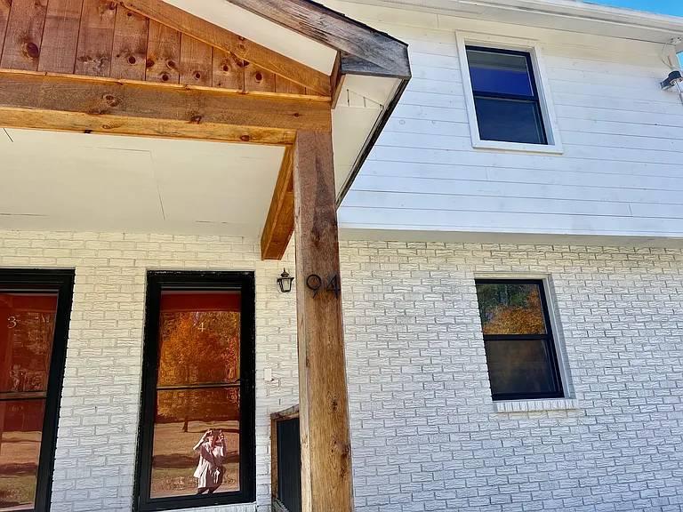 94 W Hurley Rd #4 — Photo 8