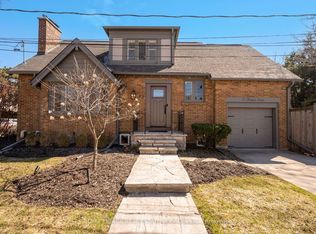60 Thompson Ave, Toronto, ON M8Z 3T4