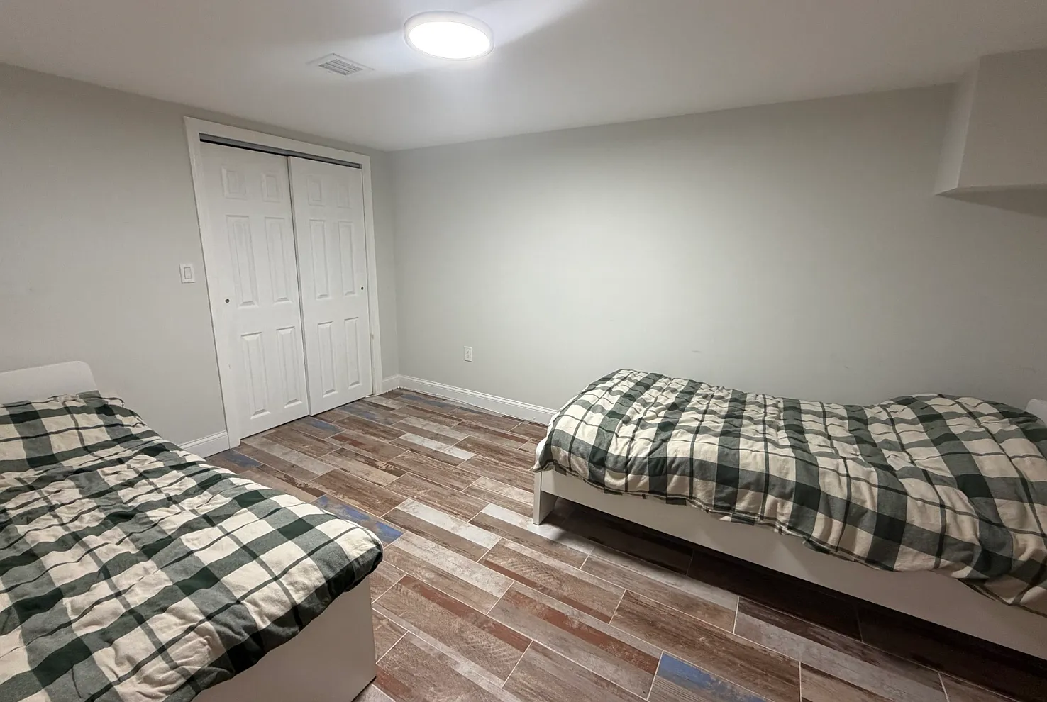 2 bed, $2,300 — Photo 4