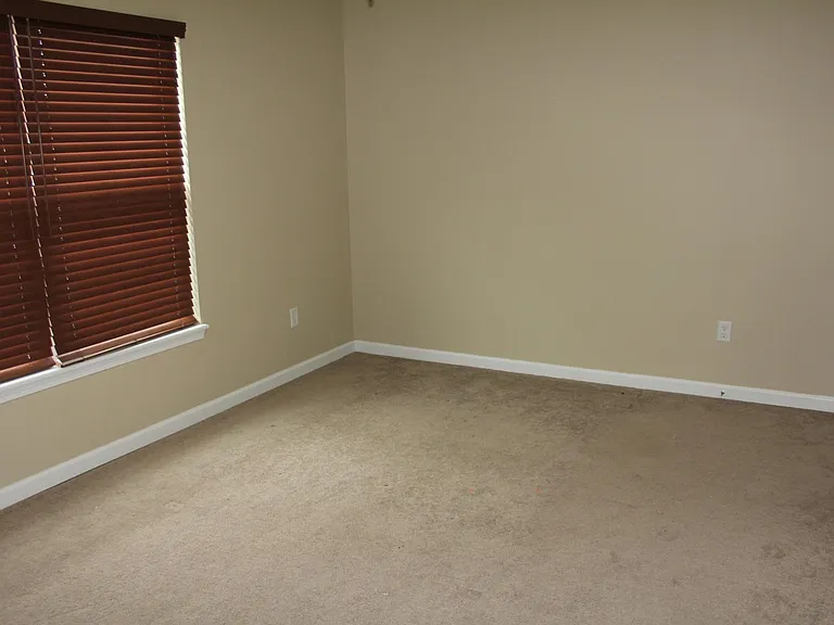 1258 Patriot Way — Photo 30