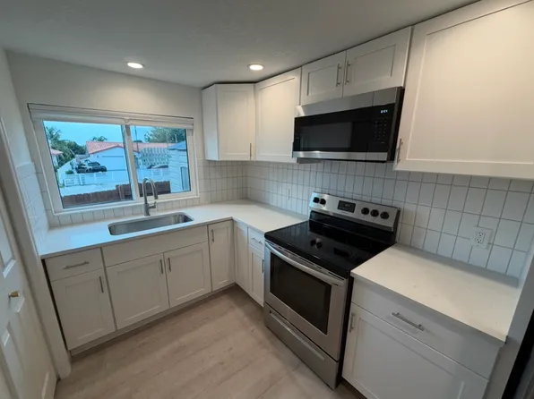 1000 Summit Blvd, West Palm Beach, FL 33405