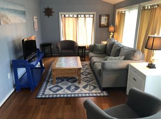 10 Hoyer Ln, Eastham, MA 02642