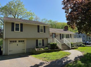 845 Bridge St, Suffield, CT 06078