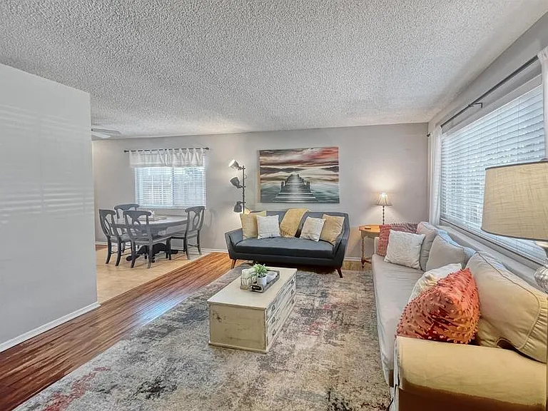 5118 Savannah St — Photo 5