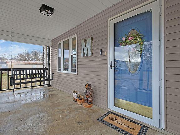 2nd image of 29089 Enterprise Iles Rd