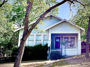 925 Wheless Ave, Kerrville, TX 78028