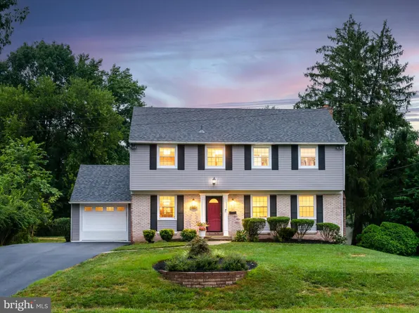 1721 Peachtree Ln, Norristown, PA 19403