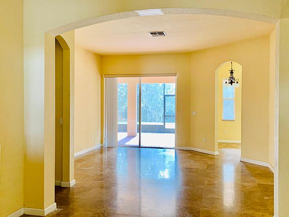 4th image of 3854 Shoreview Dr