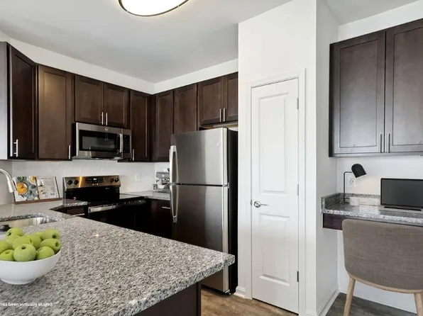 Windsor Commons Apartments