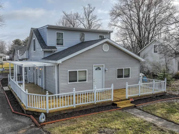 306 W Franklin Ct, Monticello, IN 47960