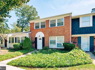 1726 Whitfield Ct, Crofton, MD 21114