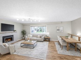 532 Bowlsby Pl, Victoria, BC V9A4C7