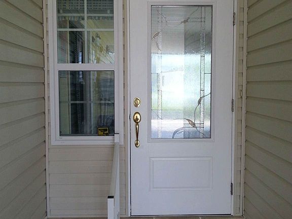 Entrance Into Florida Room