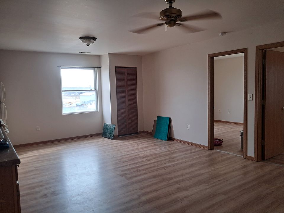 Kitchen/Dining/Living Room Combo