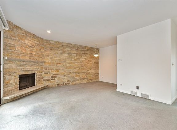 2nd image of 340 Ashland Ave