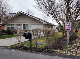 311 Ashley Ave, Pigeon Forge, TN 37863
