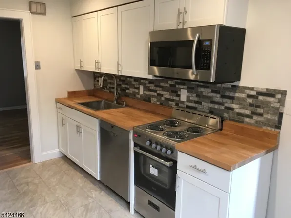 6D Troy Dr #6D, Springfield, NJ 07081