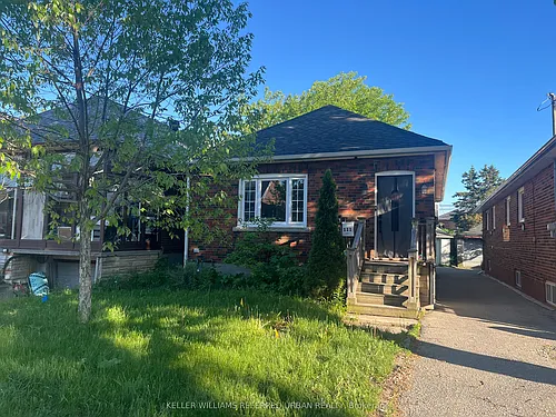 111 Clovelly Ave #MAIN FLOOR Photo 1