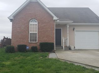 1409 E Nir Shreibman Blvd, La Vergne, TN 37086