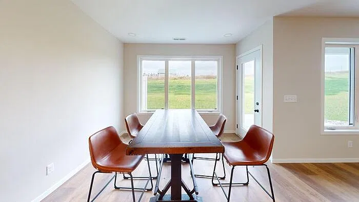 3 bed, 2.5 bath, 1619 sqft, $2,500 — Photo 4