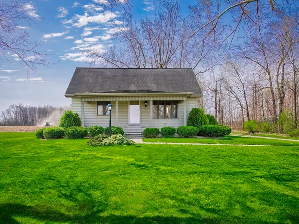 3256 E 1100 N, Ossian, IN 46777