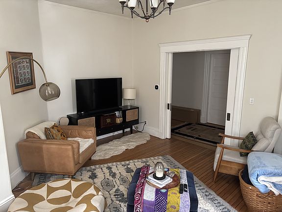 5th image of 33 Bellevue St #33
