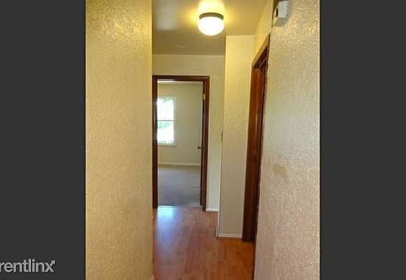 3rd image of 1031 E 151st St APT 1W