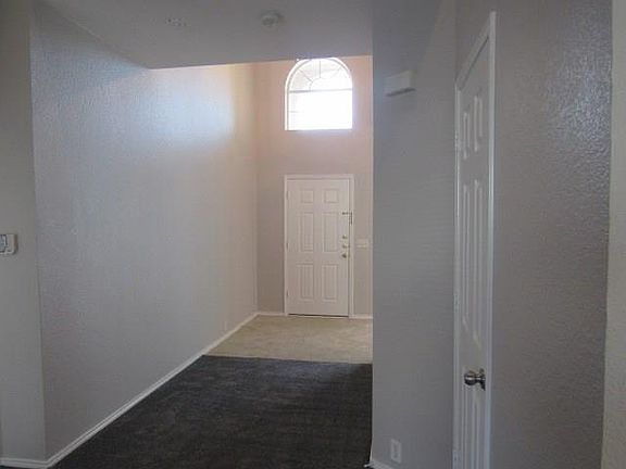 5th image of 2600 Aiken Ln
