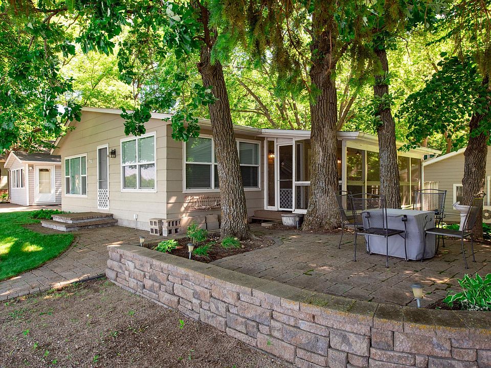 1st image of 13965 NE Amelia Dr
