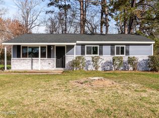206 Shamrock Dr, Jacksonville, NC 28540