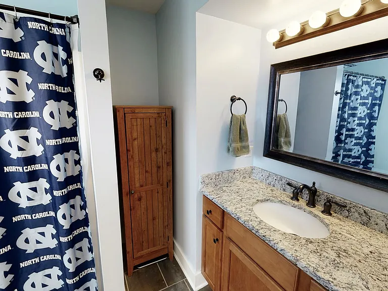2061 Atherton Heights Ln — Photo 14