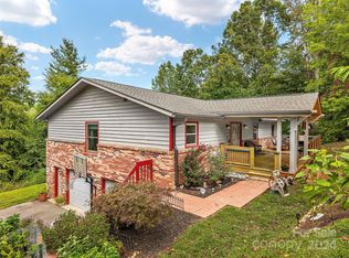 4 Lynnette Dr, Fairview, NC 28730