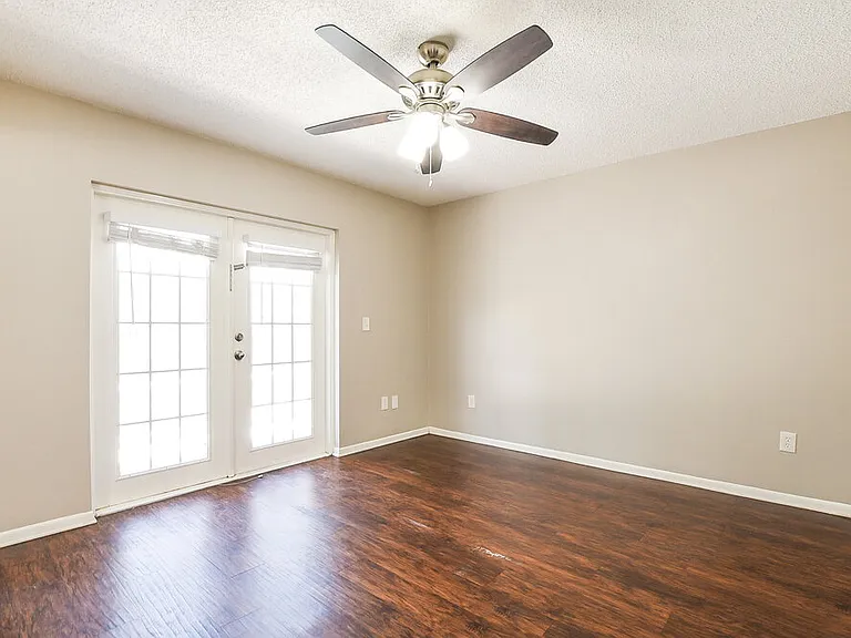 534 S Sundance Dr — Photo 9