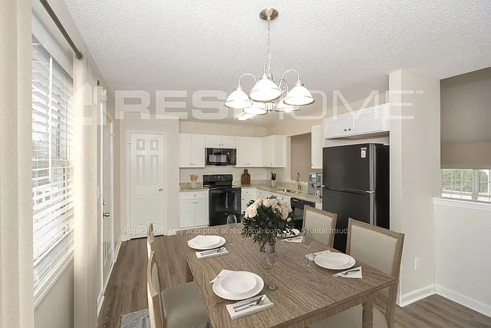 271 Chesapeake Way — Photo 3
