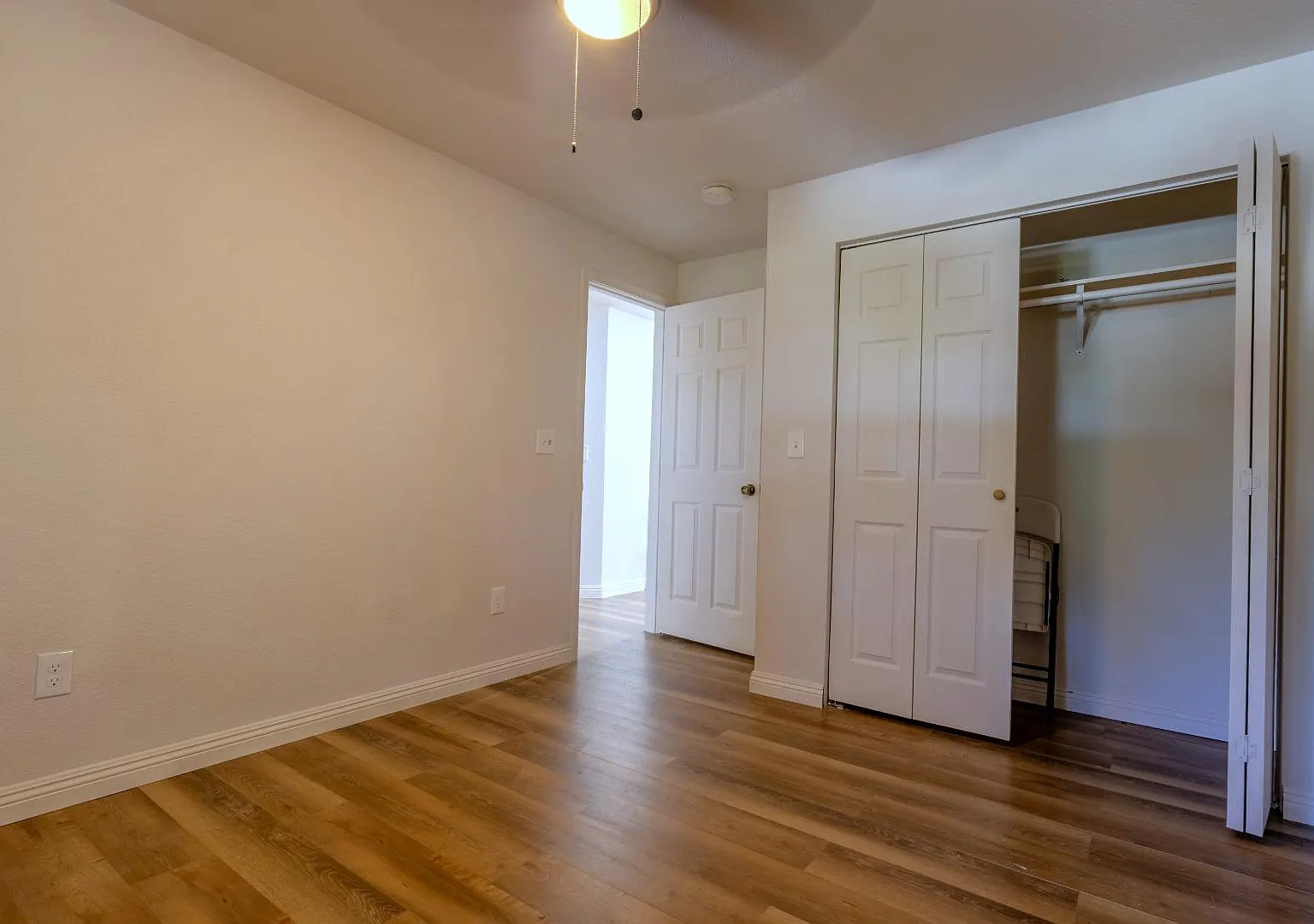 3232 Sanguinetti Ln - Apt B — Photo 2