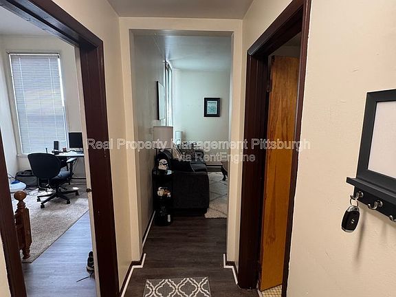 2nd image of 332 Lehigh Ave APT 2B