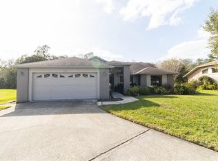 2319 S Walden Pl, Plant City, FL 33566