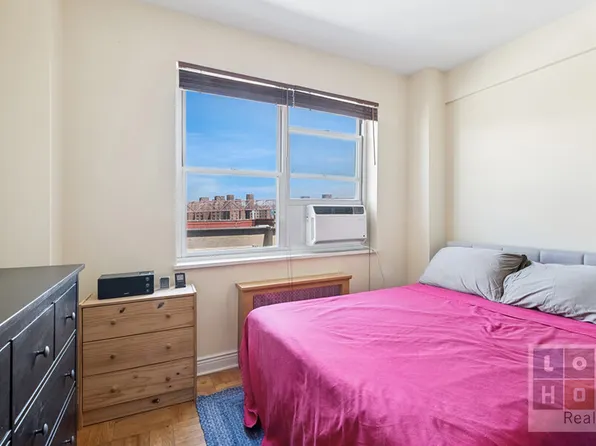 550 Grand Street J8D image 3 of 18