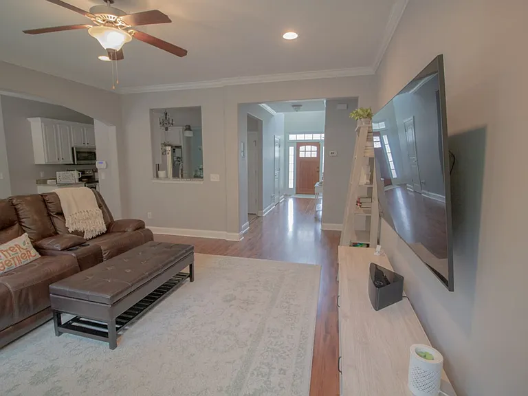 4 Gresham Ln — Photo 19