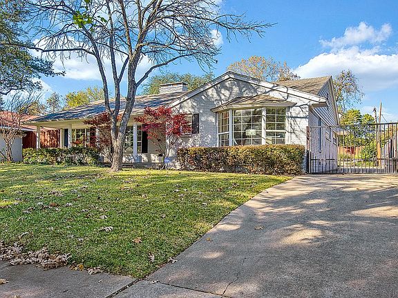 Front yard porch gate
