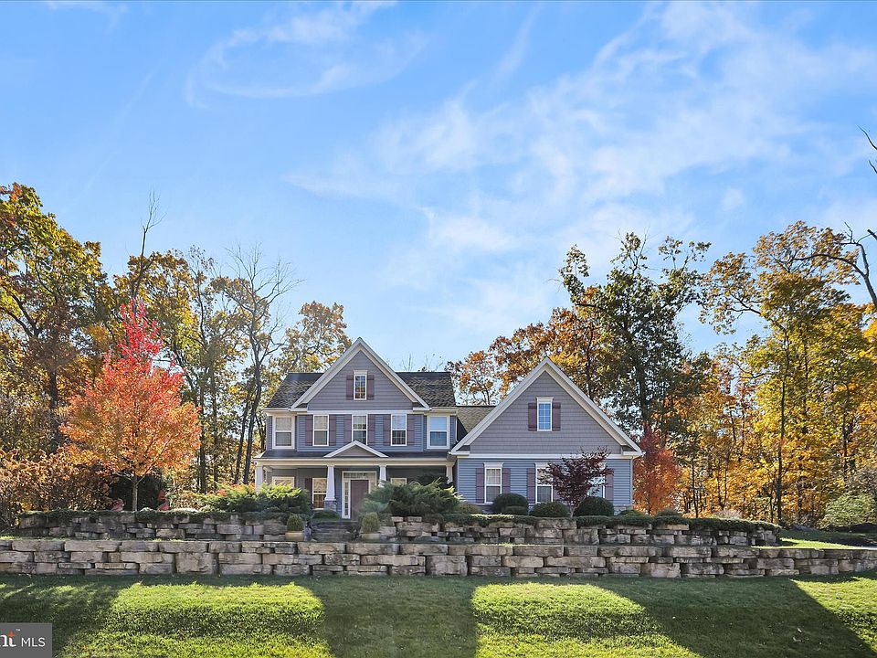 1st image of 6021 White Pine Dr