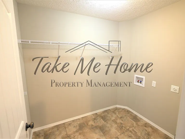 3914 N Grassland Dr — Photo 11