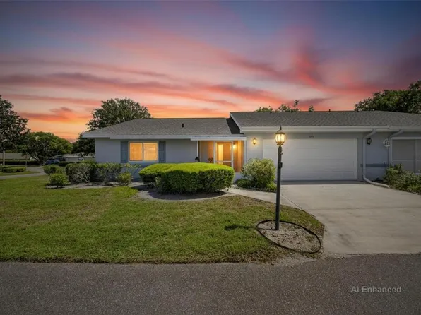 1517 Ingram Dr, Sun City Center, FL 33573